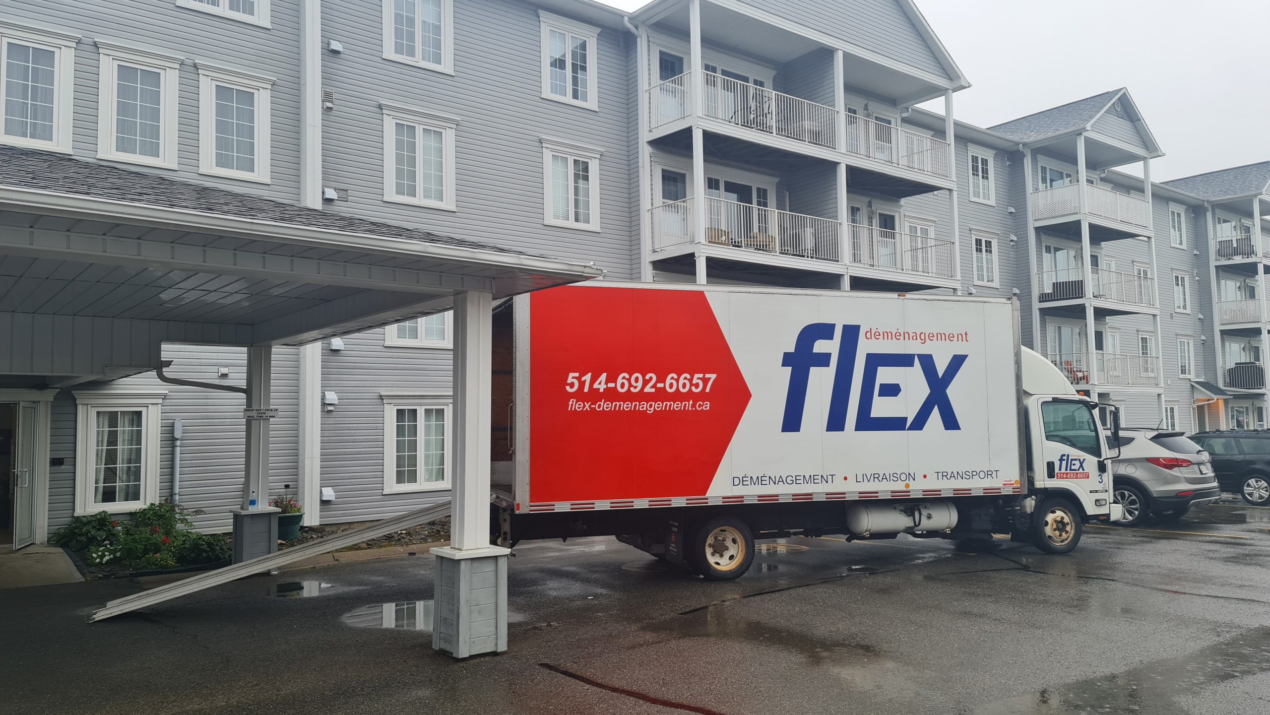Flex MOVING | #1 Laval Moving Company - laval moving,laval moving company,laval movers Laval Movers Insurance - Flex Moving Insurance