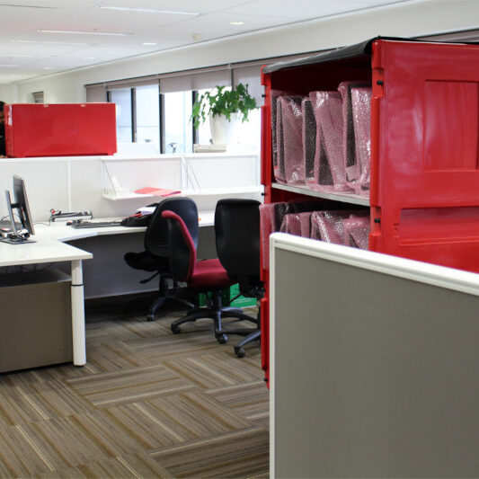 Assemblage bureaux à Montréal - Installation Mobilier